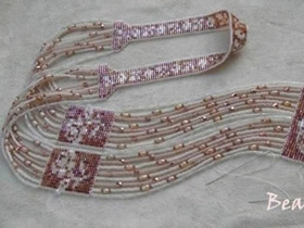 怎么做串珠福带图解 手工串珠肩带的方法