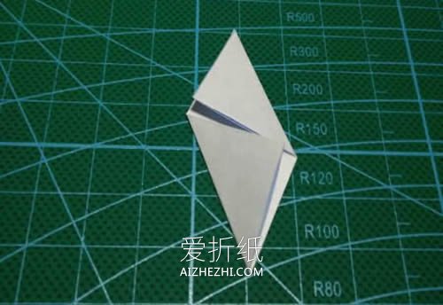 怎么折纸桃花的方法 手工立体桃花的折法图解- www.aizhezhi.com