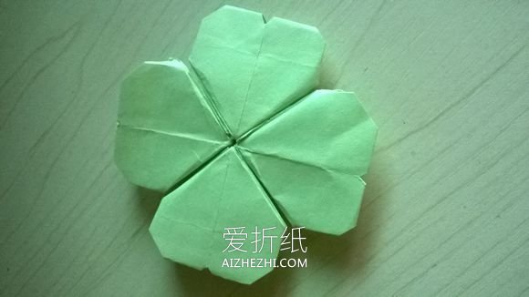 一张纸怎么折四叶草 手工折纸幸运草详细图解- www.aizhezhi.com