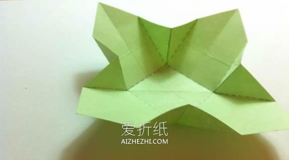 一张纸怎么折四叶草 手工折纸幸运草详细图解- www.aizhezhi.com