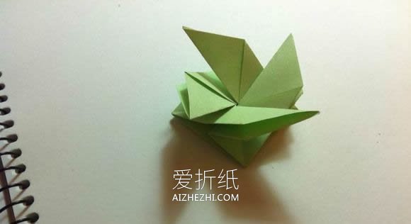 一张纸怎么折四叶草 手工折纸幸运草详细图解- www.aizhezhi.com