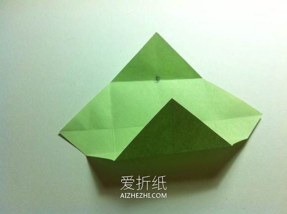 一张纸怎么折四叶草 手工折纸幸运草详细图解- www.aizhezhi.com