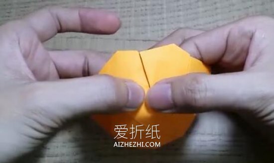 怎么简单折纸雨伞图解 可爱小伞的折法教程- www.aizhezhi.com