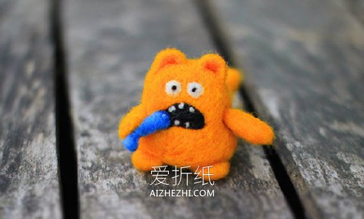 搞笑羊毛毡猫咪图片 手工制作毛绒猫咪玩偶- www.aizhezhi.com