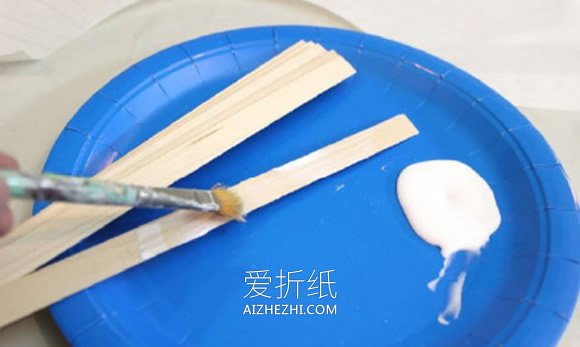 怎么做中国传统纸扇 折叠扇子DIY详细步骤图- www.aizhezhi.com