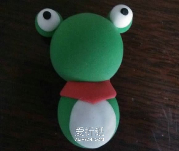 怎么做粘土小青蛙图解 超轻粘土制作卡通青蛙- www.aizhezhi.com