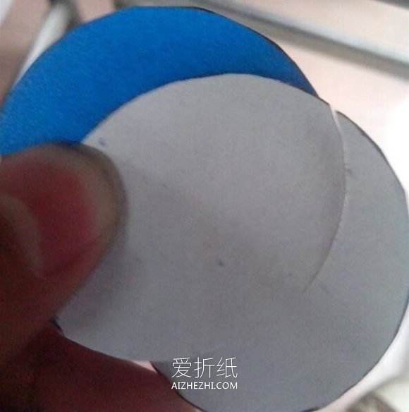 卡纸怎么做卡通书签 青蛙和哆啦a梦书签制作- www.aizhezhi.com