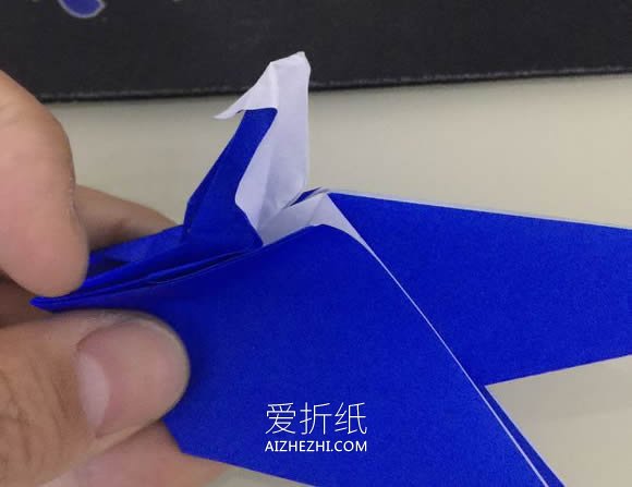 怎么折纸立体鲸鱼图解 复杂鲸鱼的折法步骤- www.aizhezhi.com