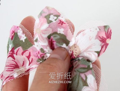 怎么做漂亮花朵发箍 手工布花发箍制作图解- www.aizhezhi.com