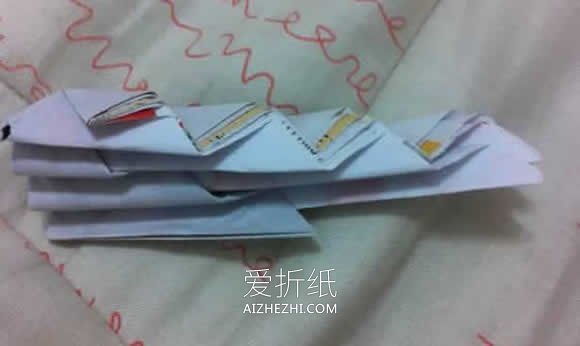 怎么折纸骷髅手骨图解 万圣节恶搞手骨的折法- www.aizhezhi.com