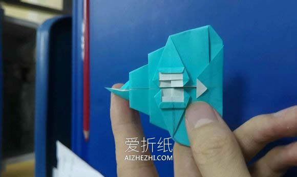 怎么折纸卡通大便图解 手工恶搞大便的折法- www.aizhezhi.com