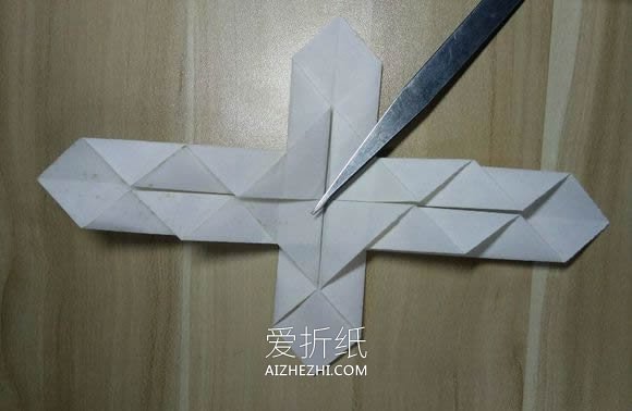 怎么折纸带翅膀爱心 最漂亮翅膀心的折法图解- www.aizhezhi.com