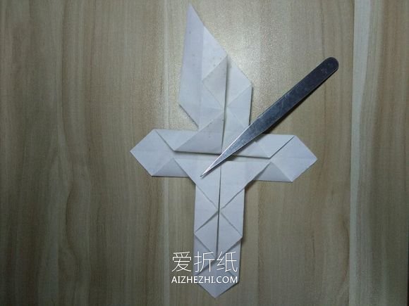 怎么折纸带翅膀爱心 最漂亮翅膀心的折法图解- www.aizhezhi.com