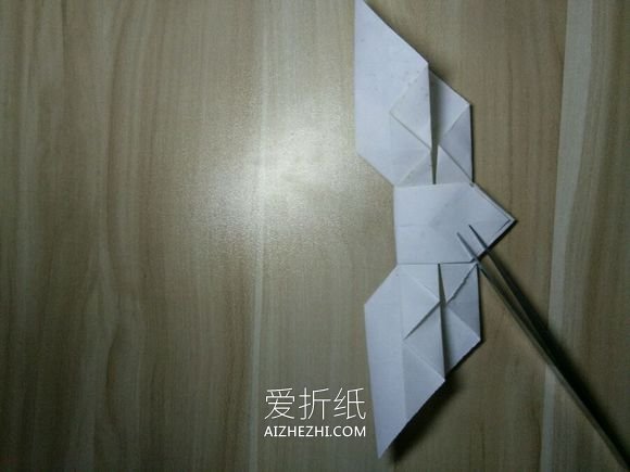 怎么折纸带翅膀爱心 最漂亮翅膀心的折法图解- www.aizhezhi.com