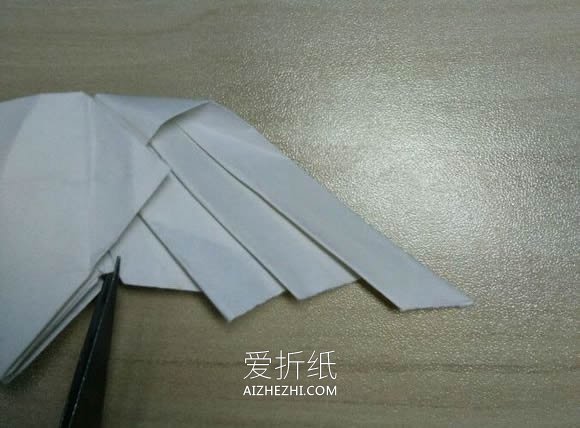 怎么折纸带翅膀爱心 最漂亮翅膀心的折法图解- www.aizhezhi.com