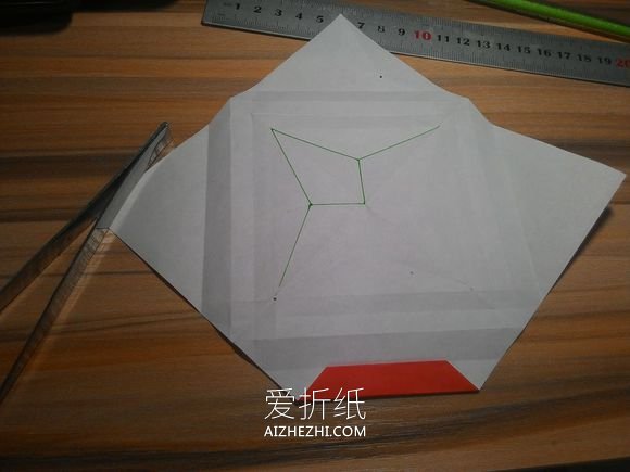 怎么折纸蜘蛛侠图解 逼真蜘蛛侠的详细折法- www.aizhezhi.com