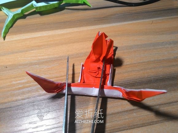 怎么折纸蜘蛛侠图解 逼真蜘蛛侠的详细折法- www.aizhezhi.com