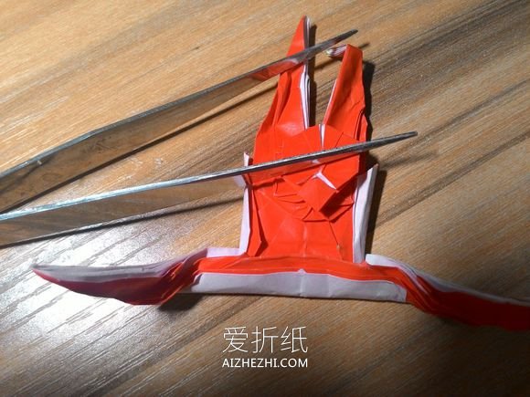 怎么折纸蜘蛛侠图解 逼真蜘蛛侠的详细折法- www.aizhezhi.com