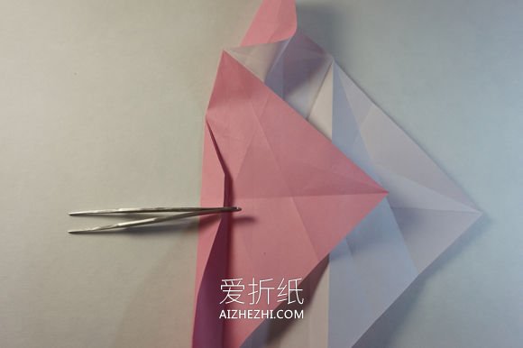 怎么折纸漂亮女生图解 复杂女孩子的折法步骤- www.aizhezhi.com