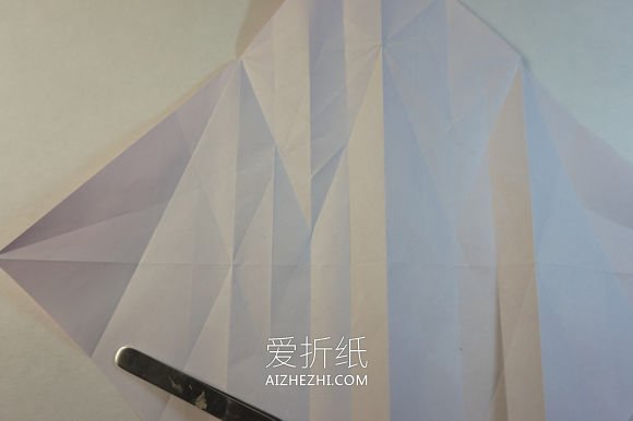 怎么折纸漂亮女生图解 复杂女孩子的折法步骤- www.aizhezhi.com