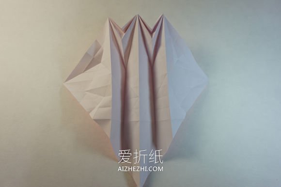 怎么折纸漂亮女生图解 复杂女孩子的折法步骤- www.aizhezhi.com