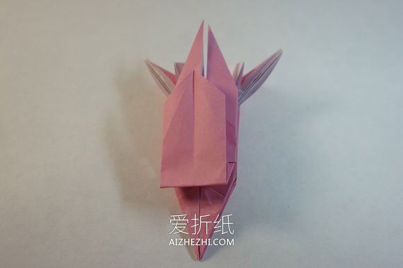 怎么折纸漂亮女生图解 复杂女孩子的折法步骤- www.aizhezhi.com