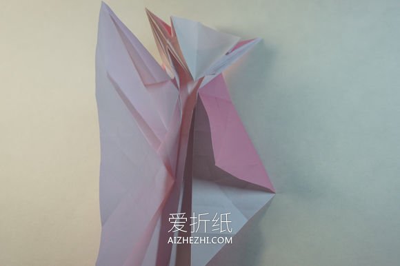 怎么折纸漂亮女生图解 复杂女孩子的折法步骤- www.aizhezhi.com