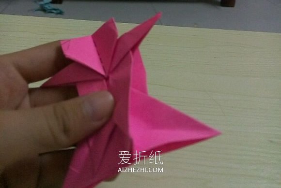 怎么折小松英夫的马 超复杂立体马的折法图解- www.aizhezhi.com