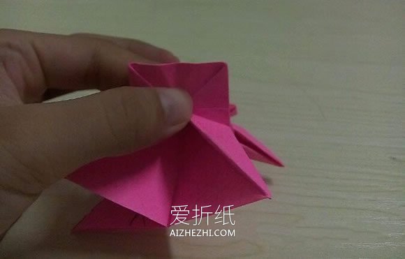 怎么折小松英夫的马 超复杂立体马的折法图解- www.aizhezhi.com