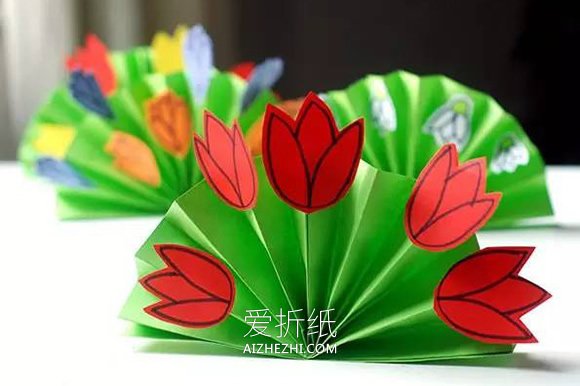 怎么简单折纸花圃图解 幼儿手工折纸花丛方法- www.aizhezhi.com