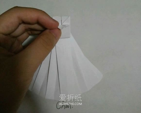 怎么折纸婚纱方法图解 手工简单婚纱的折法- www.aizhezhi.com