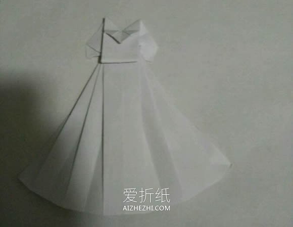 怎么折纸婚纱方法图解 手工简单婚纱的折法- www.aizhezhi.com