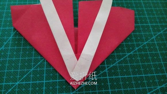 怎么折纸LOVE文字爱心 手工LOVE爱心折法图解- www.aizhezhi.com