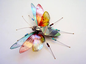 电子元件怎么变废为宝 手工制作美丽蝴蝶图片