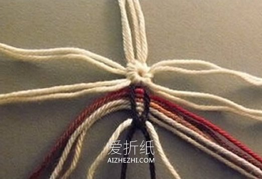 怎么编织花型杯垫图解 手工绳编花朵杯垫方法- www.aizhezhi.com