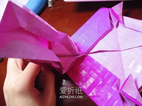 怎么折纸蝶恋花的方法 蝶恋花爱心折纸图解- www.aizhezhi.com