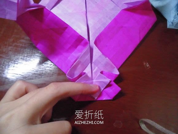 怎么折纸蝶恋花的方法 蝶恋花爱心折纸图解- www.aizhezhi.com