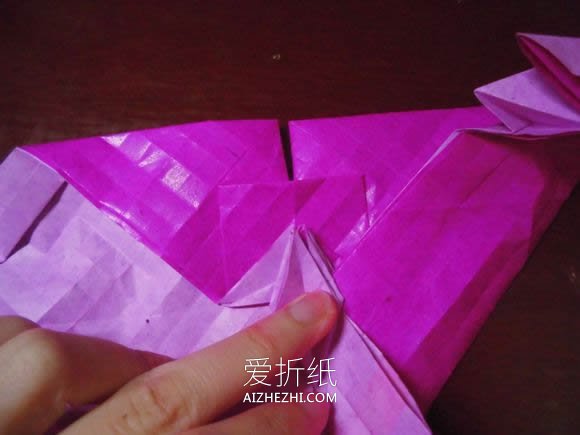 怎么折纸蝶恋花的方法 蝶恋花爱心折纸图解- www.aizhezhi.com