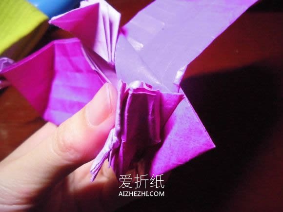 怎么折纸蝶恋花的方法 蝶恋花爱心折纸图解- www.aizhezhi.com