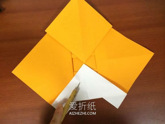 怎么折纸小轿车图解 立体小汽车的折法图解- www.aizhezhi.com