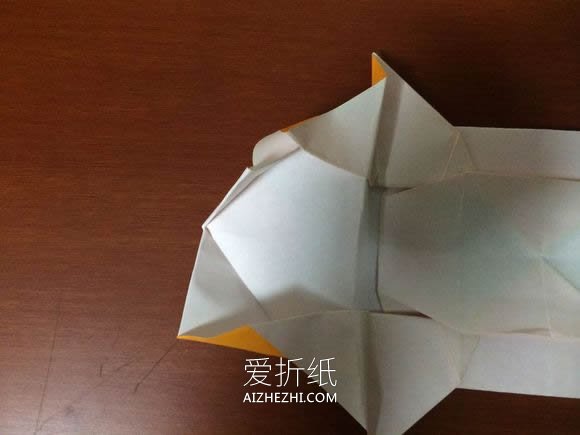 怎么折纸小轿车图解 立体小汽车的折法图解- www.aizhezhi.com