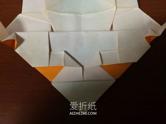 怎么折纸小轿车图解 立体小汽车的折法图解- www.aizhezhi.com