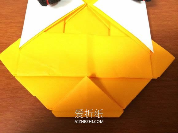 怎么折纸小轿车图解 立体小汽车的折法图解- www.aizhezhi.com