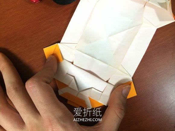 怎么折纸小轿车图解 立体小汽车的折法图解- www.aizhezhi.com