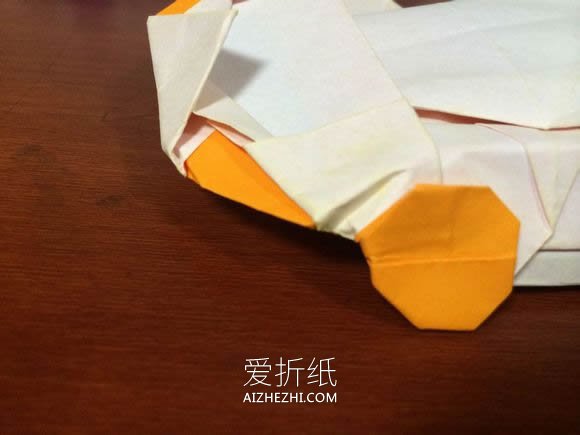 怎么折纸小轿车图解 立体小汽车的折法图解- www.aizhezhi.com