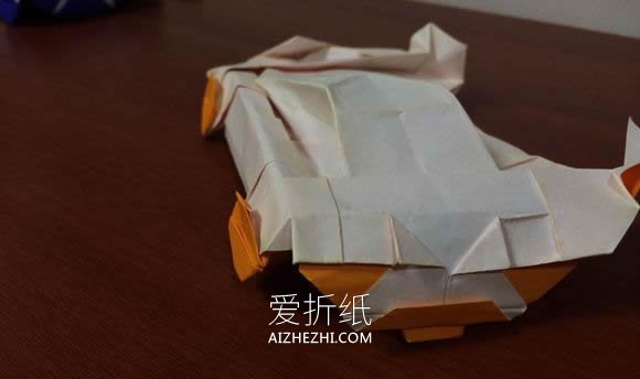 怎么折纸小轿车图解 立体小汽车的折法图解- www.aizhezhi.com