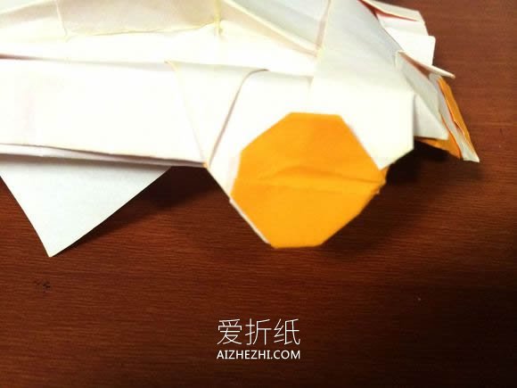 怎么折纸小轿车图解 立体小汽车的折法图解- www.aizhezhi.com