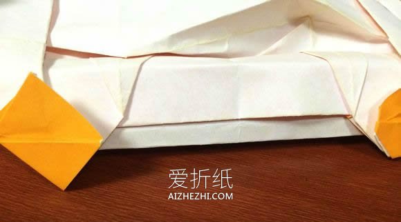 怎么折纸小轿车图解 立体小汽车的折法图解- www.aizhezhi.com