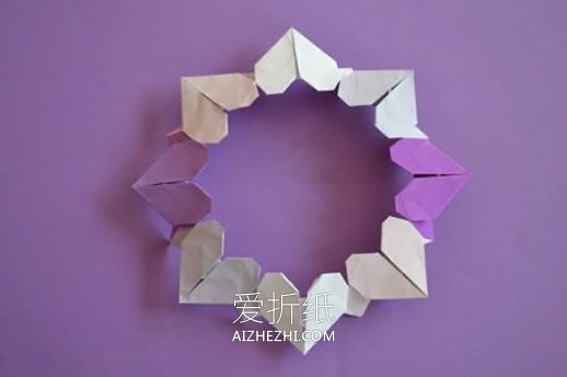 怎么折纸爱心花环图解 爱心组合花环的做法- www.aizhezhi.com