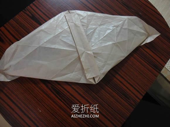 怎么折纸灼眼的夏娜 拿剑女生的详细折法图解- www.aizhezhi.com